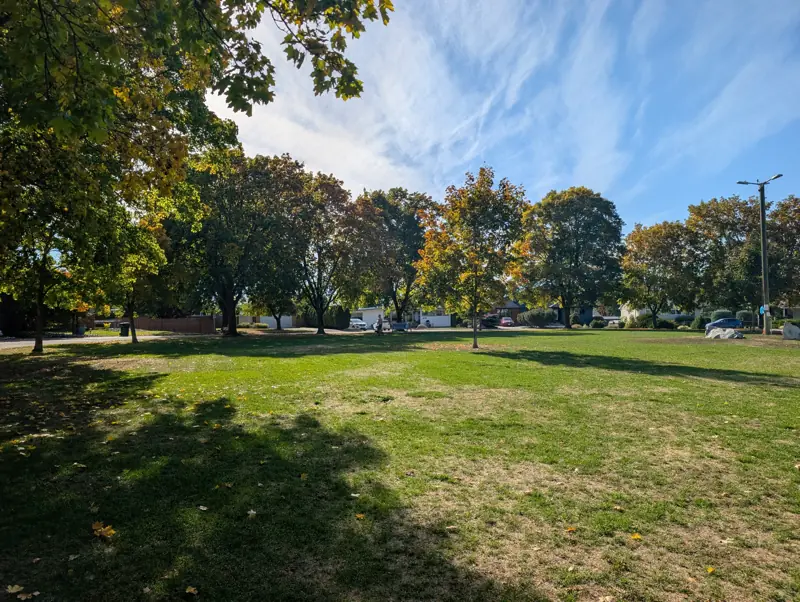 Crescent Park, the round green at the centre of 28th Crescent